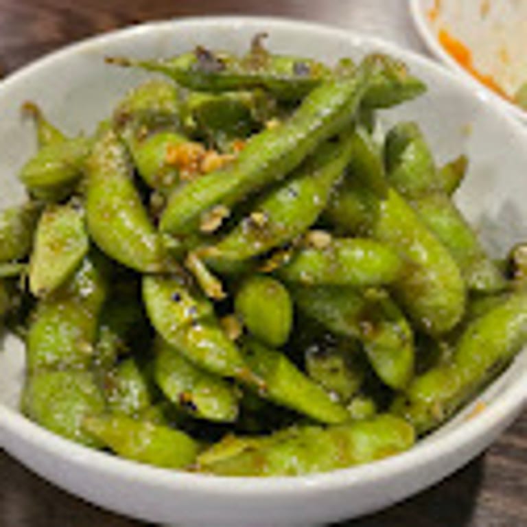 Delicious Edamame: A Tasty Asian Appetizer