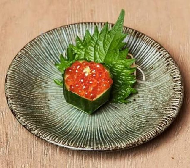 Sa Ikura Sashimi.
