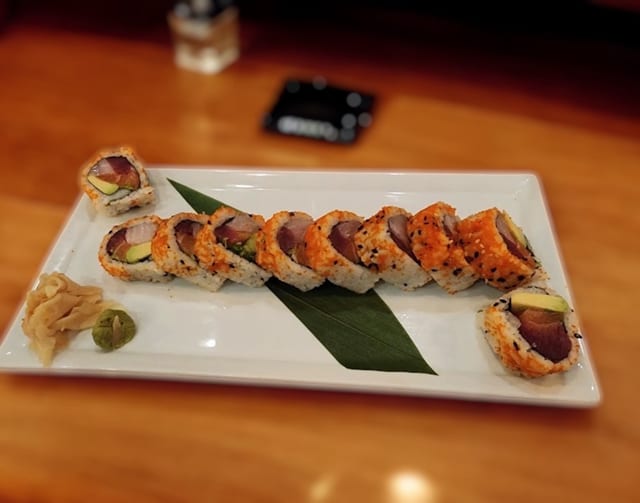 Triple Crown Roll ⭐️(BUY 1 GET 1 THURSDAY ONLY).